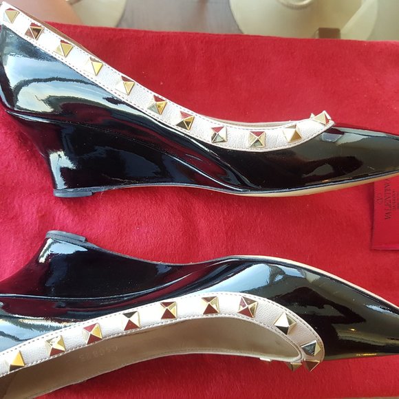 GENTLY USED, Valentino Rockstud Wedges Black Patent Leather Size 37 6.5 - Picture 6 of 10